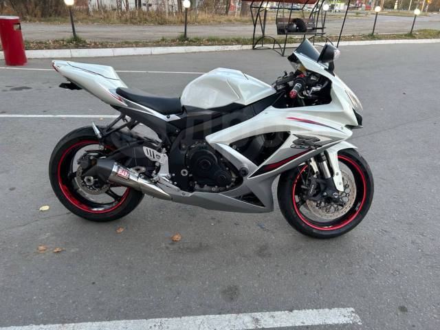 Suzuki GSX-R 750. 750. ., , ,   