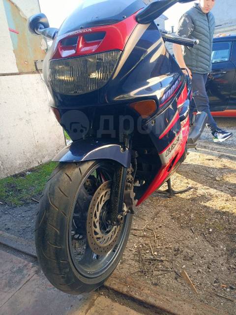 Honda CBR 1000F Hurricane. 1 000. ., , ,   