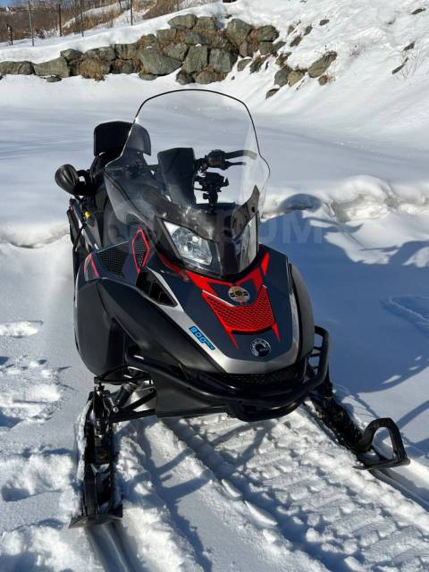 BRP Ski-Doo Expedition SE. ,  ,   