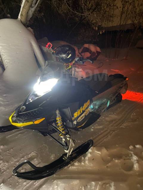 BRP Ski-Doo MXZ Renegade. ,  ,   