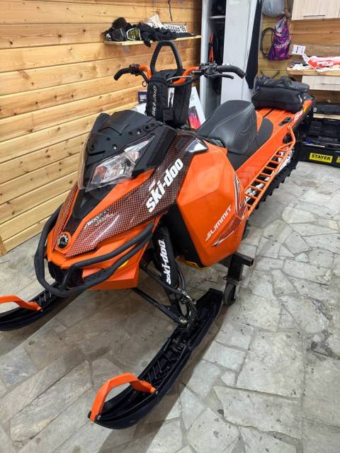 BRP Ski-Doo Summit X. ,  ,   