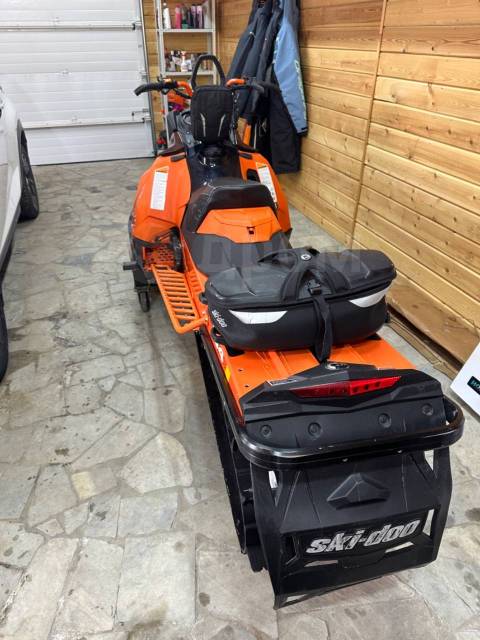 BRP Ski-Doo Summit X. ,  ,   