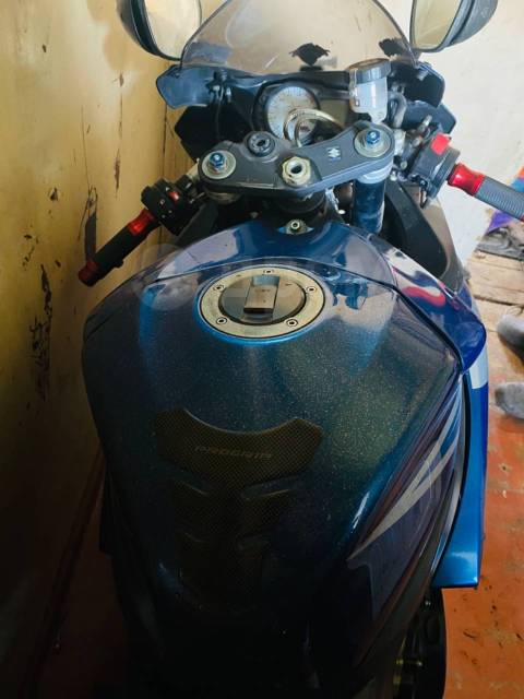 Suzuki GSX-R 750. 750. ., , ,   