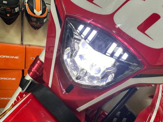 Regulmoto Holeshot Red Edition. 300. ., , ,   