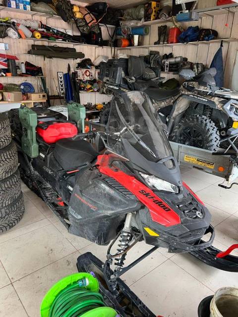 BRP Ski-Doo Expedition SE. ,  ,   