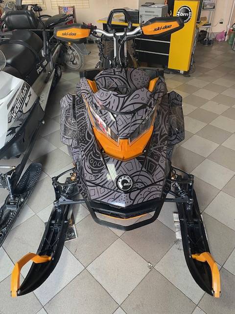 BRP Ski-Doo Summit SP. ,  ,   