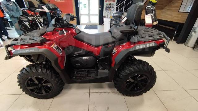 BRP Can-Am Outlander Max 850 XT. ,  \,   