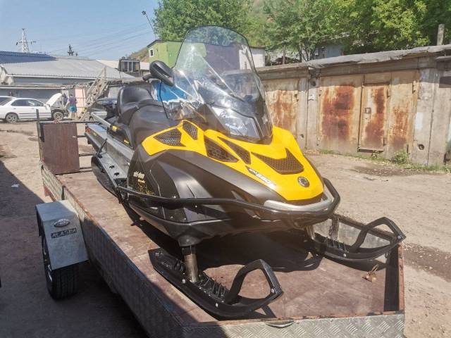 BRP Ski-Doo Skandic SWT. ,  ,   