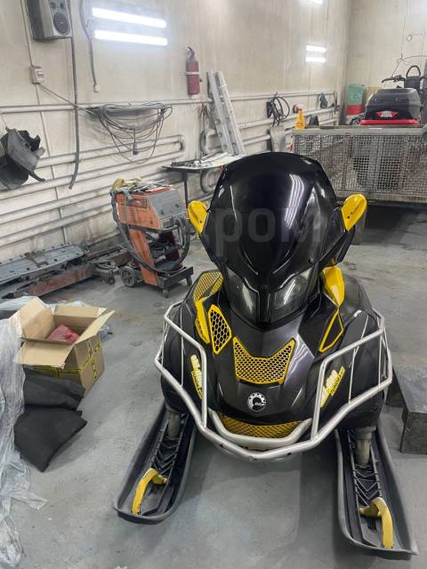 BRP Ski-Doo Skandic Tundra. ,  ,   