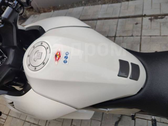 Honda VFR 800X Crossrunner. 800. ., , ,   