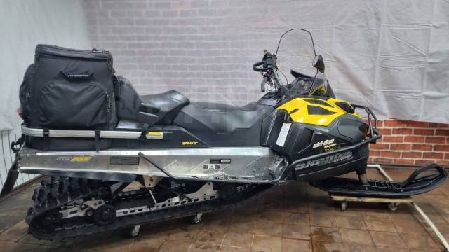 BRP Ski-Doo Skandic SWT. ,  ,   