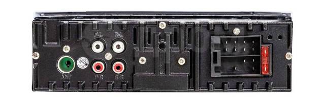   1DIN BOSS MR1308UAB (  10 .) Boss Audio MR1308UAB_pkg_10 