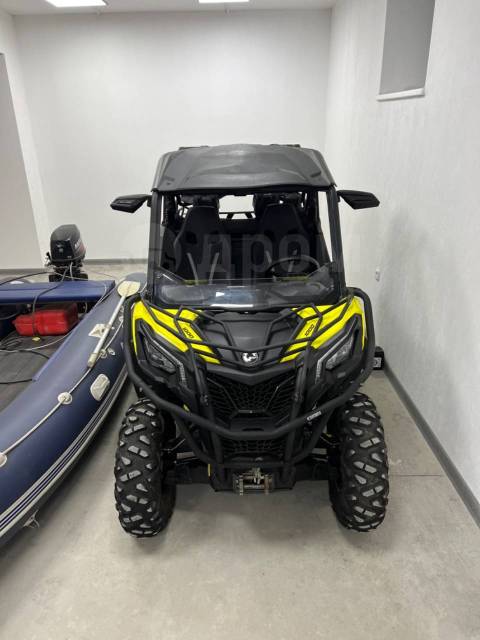 BRP Can-Am Maverick Trail. ,  \,   