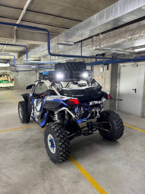 BRP Can-Am Maverick X RS Turbo RR SS. ,  \,   