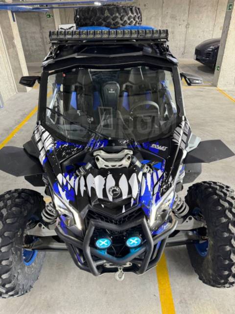 BRP Can-Am Maverick X RS Turbo RR SS. ,  \,   