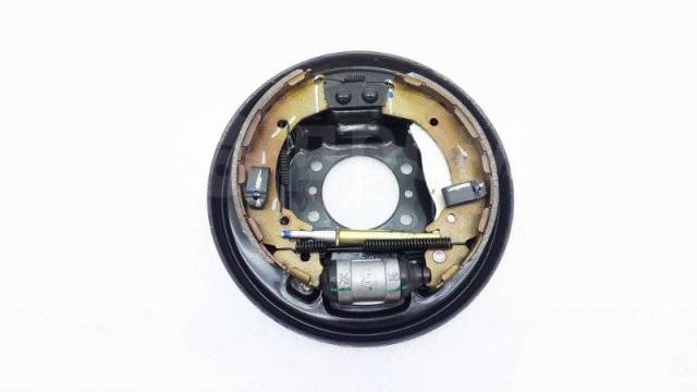 Купить Пыльник тормозного диска Hyundai Solaris 2015 584000U000 RB G4FA ...