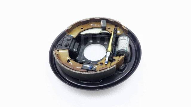 Купить Пыльник тормозного диска Hyundai Solaris 2015 584000U000 RB G4FA ...