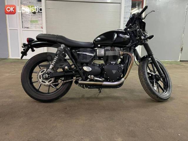 Triumph Street Twin