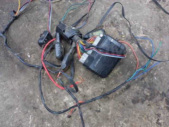 Сигнализация с обратной связью Томагавк TZ 90100, б/у, в наличии. Цена ...