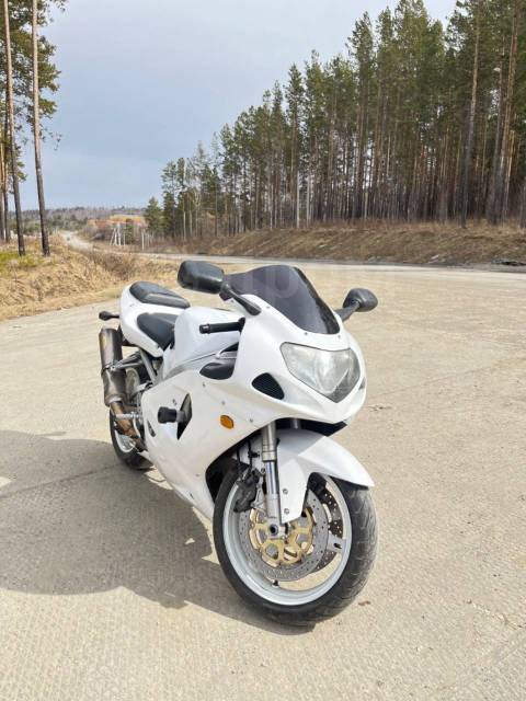 Suzuki GSX-R 750. 750. ., , ,   