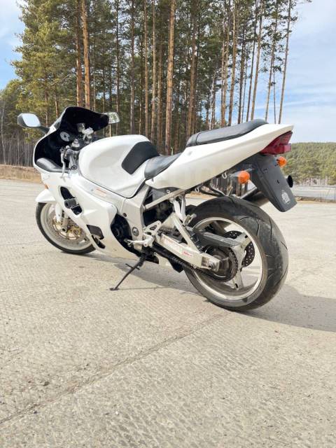 Suzuki GSX-R 750. 750. ., , ,   