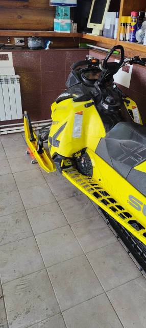 BRP Ski-Doo Summit X T3. ,  ,   