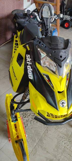 BRP Ski-Doo Summit X T3. ,  ,   