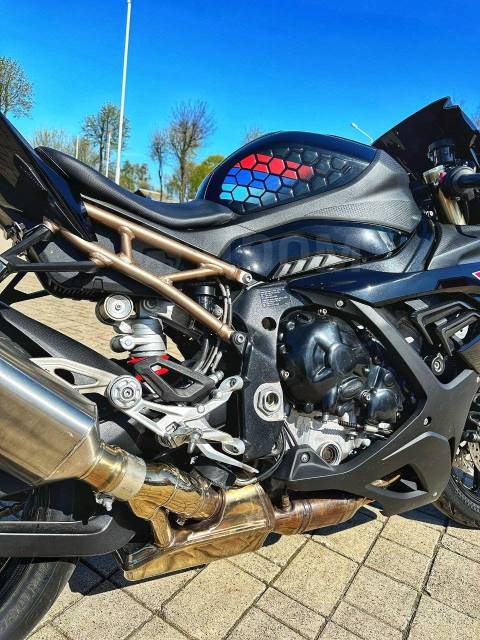 BMW S 1000 RR. 1 000. ., , ,  .    - 