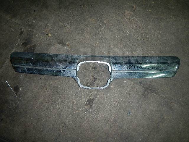 Купить Накладка на решетку радиатора Honda CR-V RE, RE5 2006-2012 ...