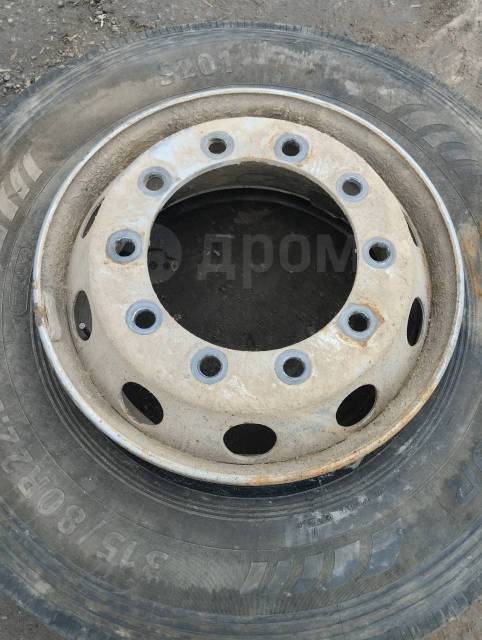  315/80/R22.5  Sinotruk Sitrak C7H 113498  