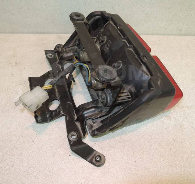   Yamaha FZ400 1998 4YR-84710-00 