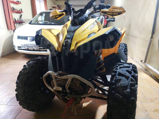 BRP Can-Am Renegade 570. ,  \,   