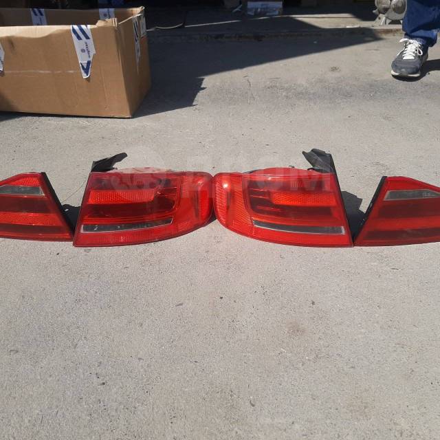   AUDI A4 B8 8k5945095d  