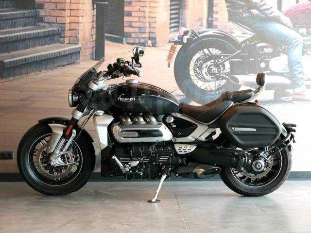 Triumph Rocket III. 2 500. ., , ,   