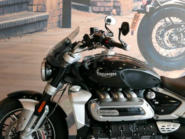 Triumph Rocket III. 2 500. ., , ,   