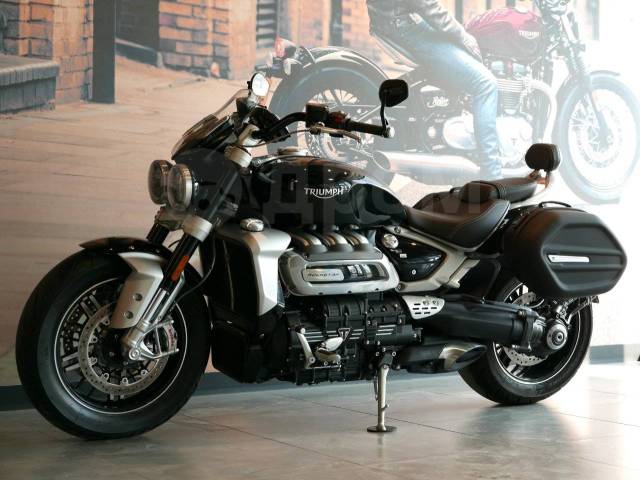 Triumph Rocket III. 2 500. ., , ,   