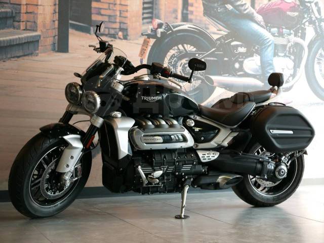 Triumph Rocket III. 2 500. ., , ,   