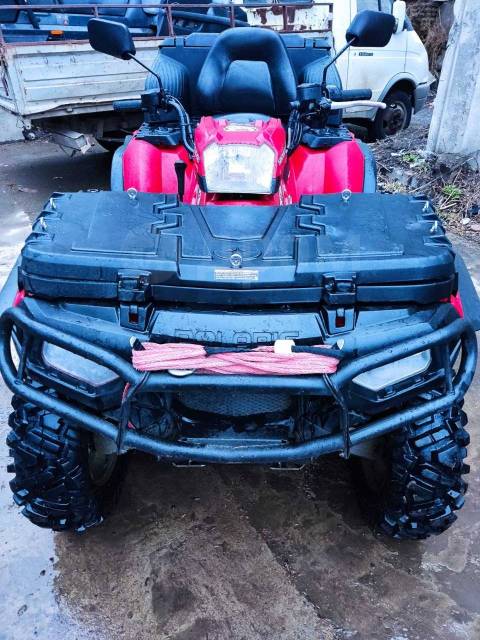 Polaris Sportsman Touring 550. ,  \,   