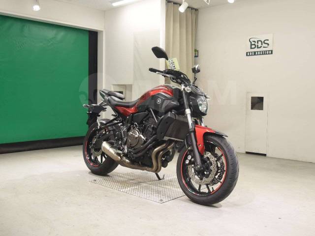 Yamaha MT-07. 700. ., , ,  .     