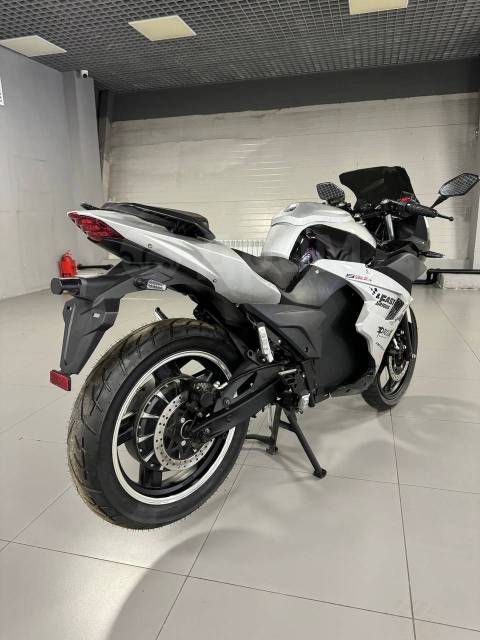 Yamaha R1. 5 000. ., ,  ,   