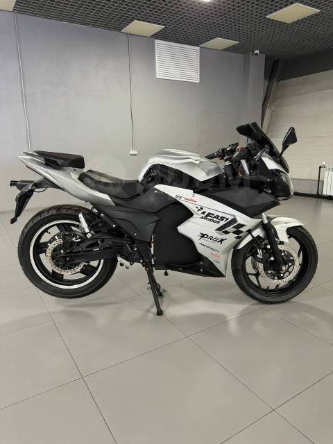 Yamaha R1. 5 000. ., ,  ,   