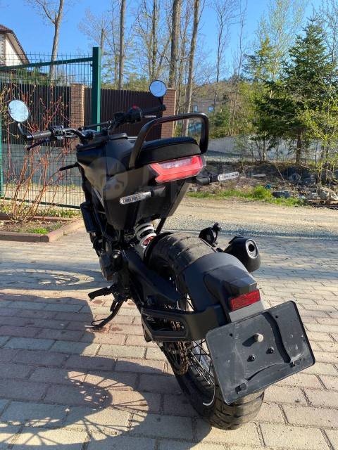 Husqvarna Svartpilen 401. 400. ., , ,   