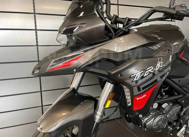 Benelli TRK 251. 249. ., ,  ,  .    - 