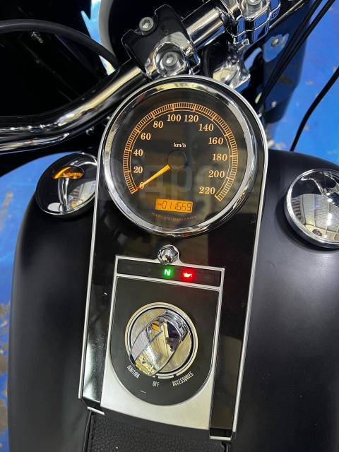 Harley-Davidson Fat Boy. 1 600. ., , ,   