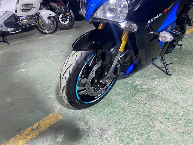 Suzuki GSX S1000F. 1 000. ., , ,   