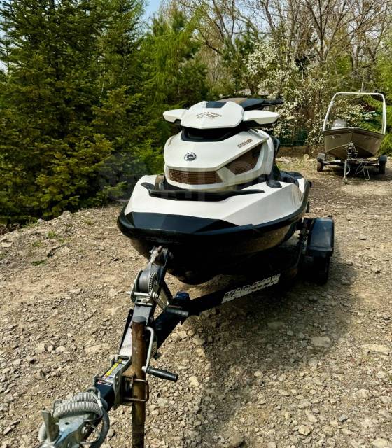 BRP Sea-Doo GTX. 2011  