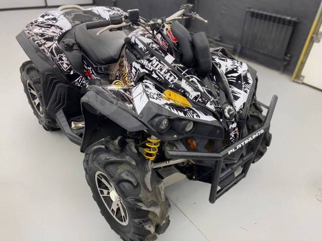 BRP Can-Am Renegade 800. ,  \,   