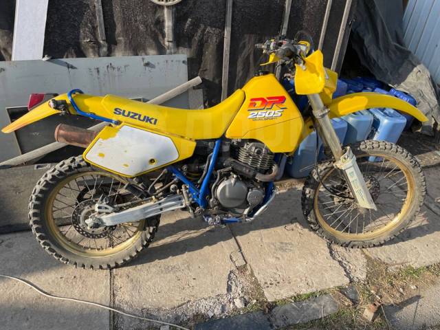 Suzuki DR 250S. 250. ., , ,   