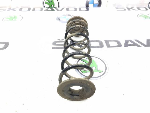 Купить Пружина задняя Skoda Octavia A7 2012-2020; Skoda Octavia 5E 2012 ...