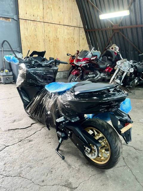 Yamaha Tmax. 561. ., , ,   